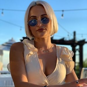 Meet your Posher, Bailey